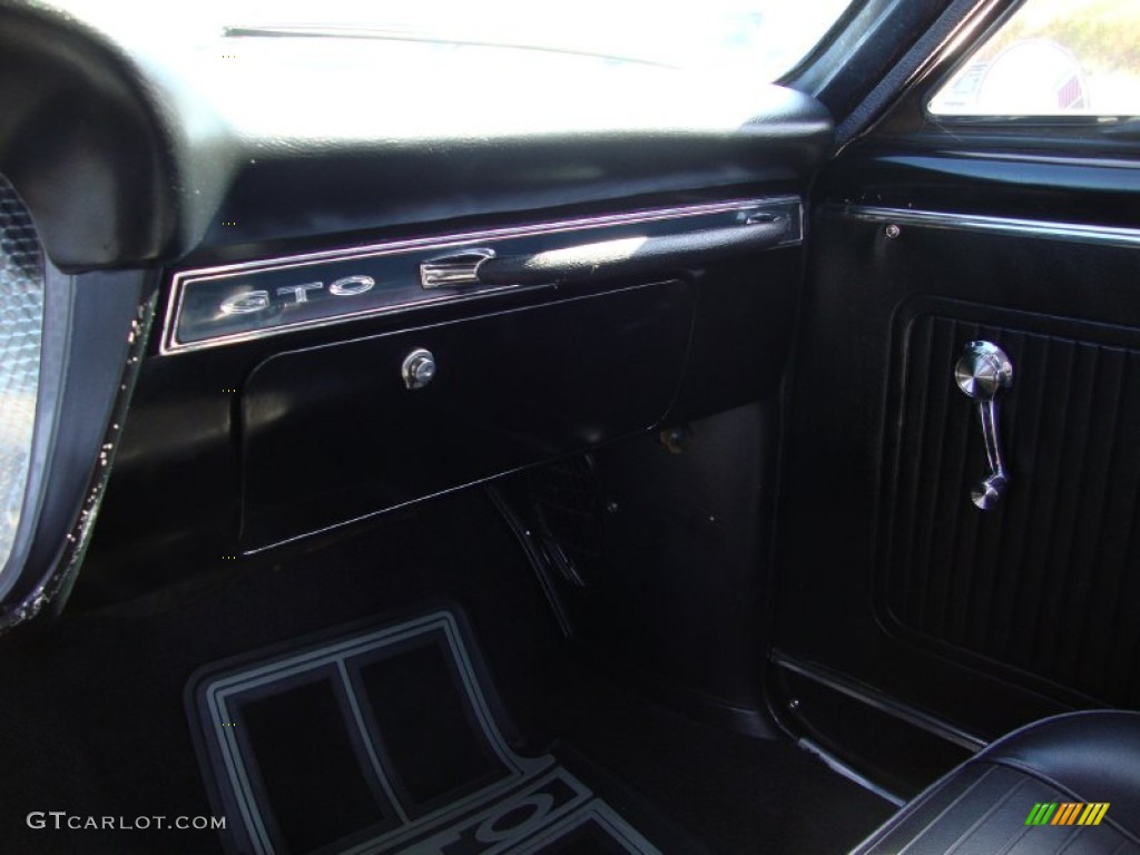 1966 Pontiac GTO Hardtop Black Dashboard Photo #71232042