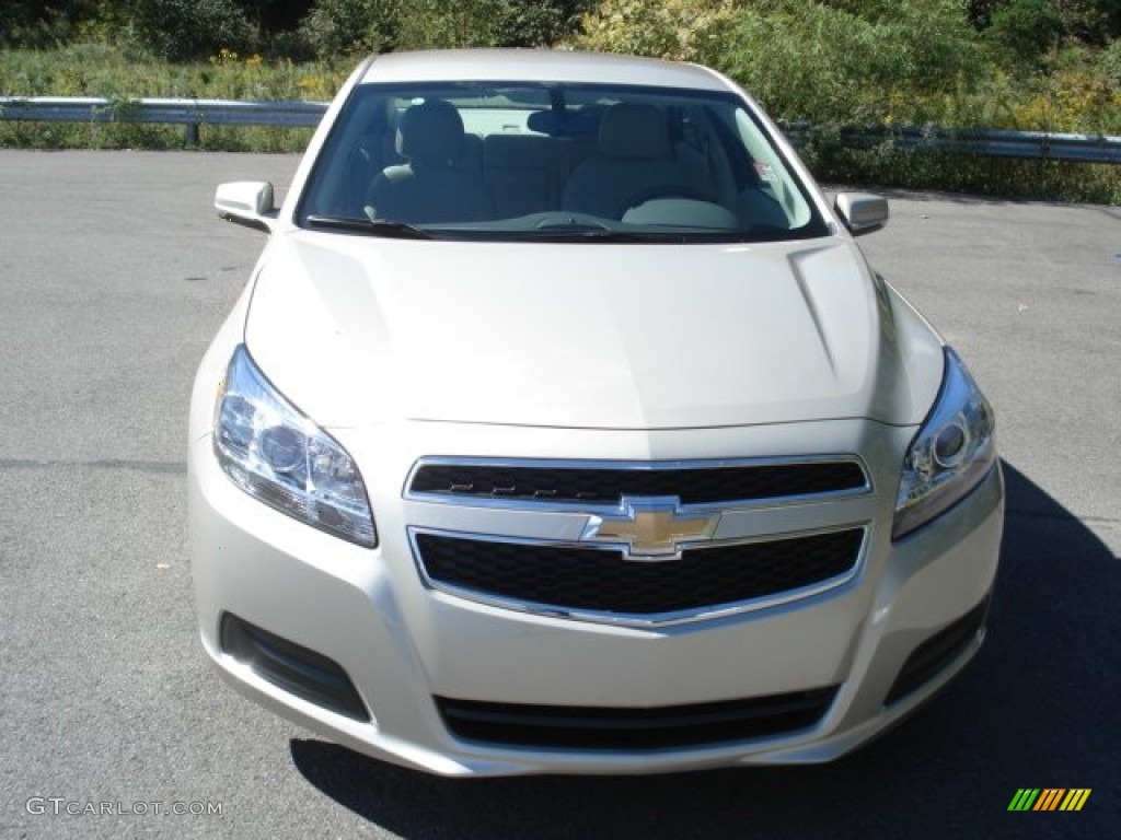 2013 Malibu LT - Champagne Silver Metallic / Cocoa/Light Neutral photo #3