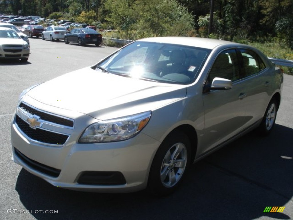 2013 Malibu LT - Champagne Silver Metallic / Cocoa/Light Neutral photo #4