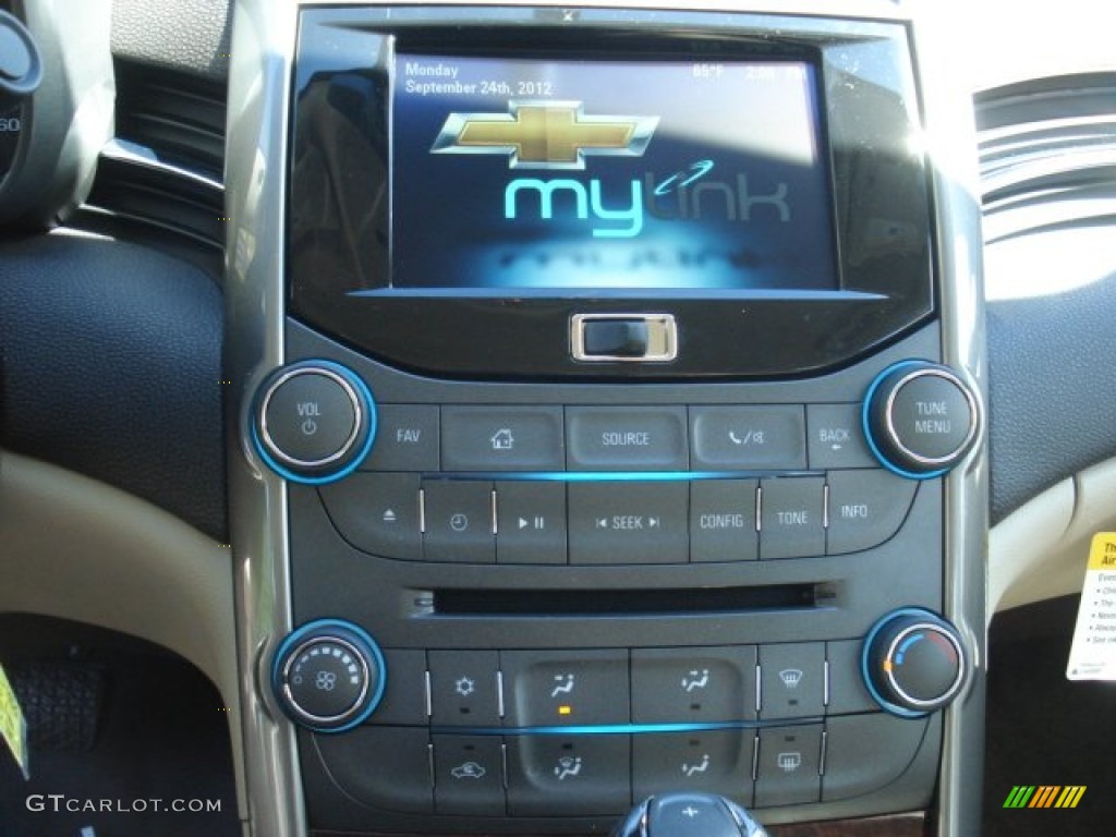 2013 Malibu LT - Champagne Silver Metallic / Cocoa/Light Neutral photo #16