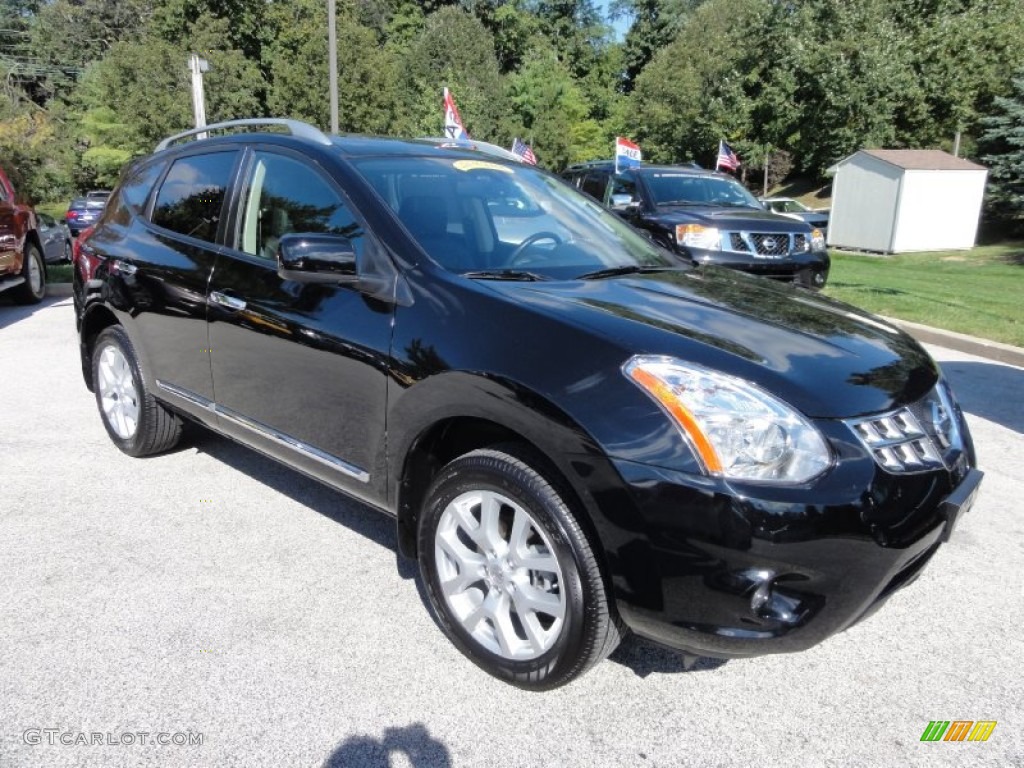 2011 Rogue SL AWD - Wicked Black / Black photo #4