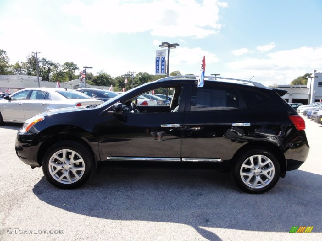 2011 Rogue SL AWD - Wicked Black / Black photo #9