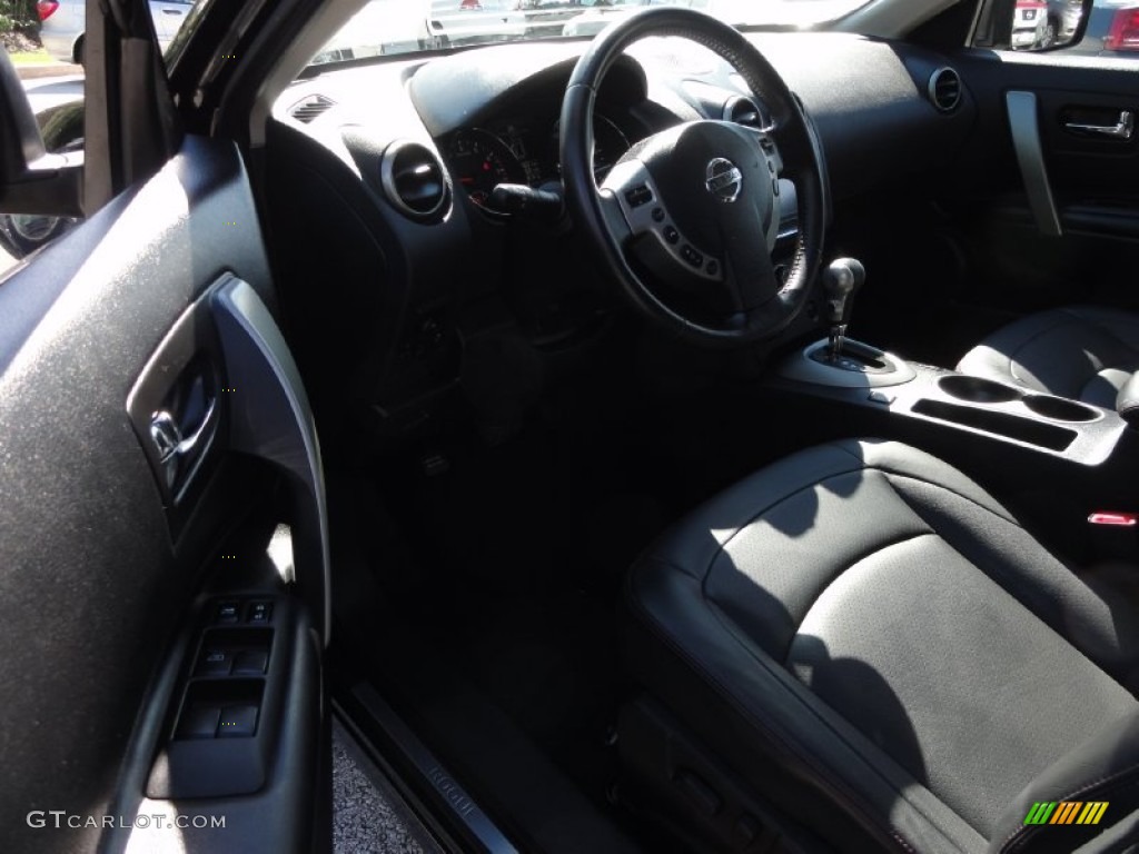 2011 Rogue SL AWD - Wicked Black / Black photo #11