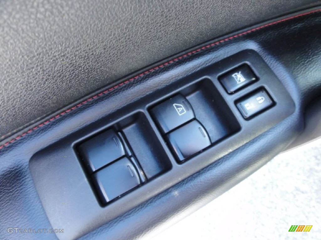 2011 Rogue SL AWD - Wicked Black / Black photo #13
