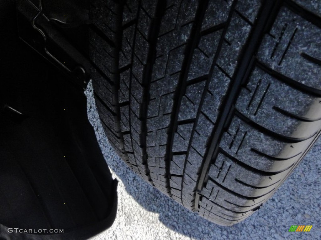 2011 Rogue SL AWD - Wicked Black / Black photo #24