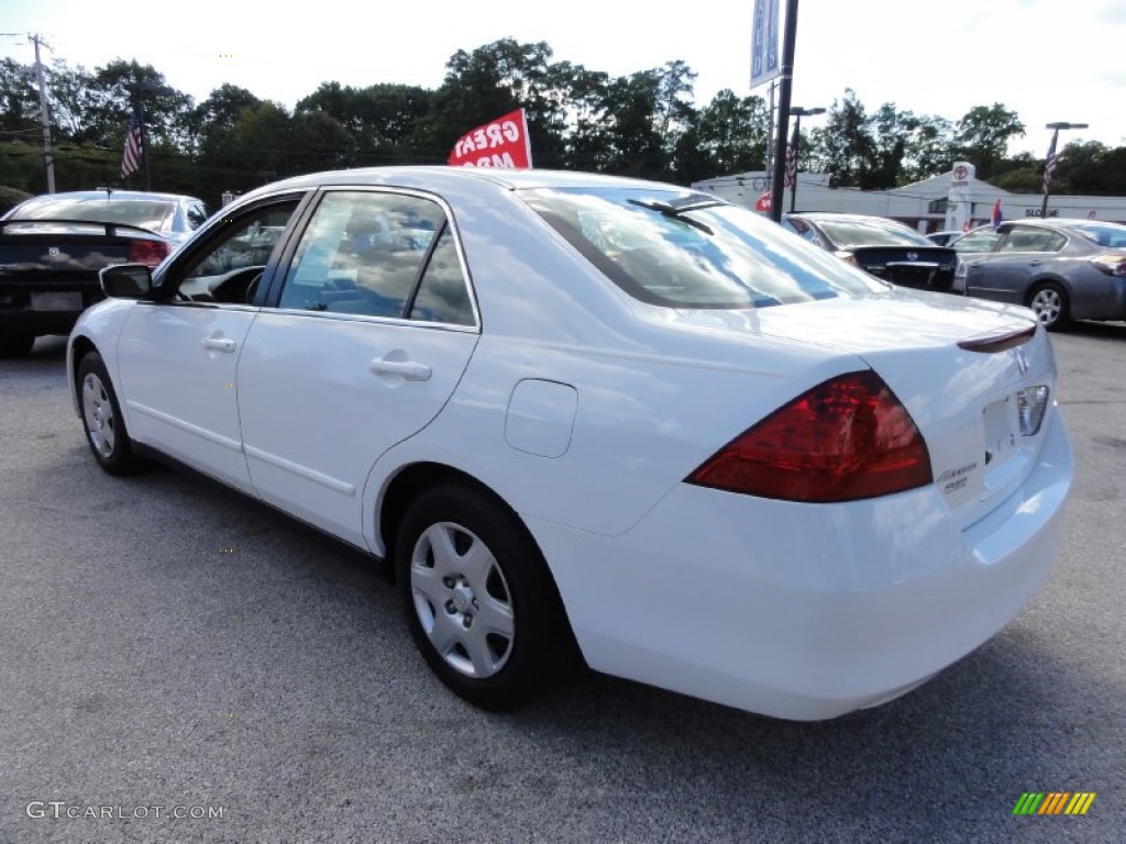 2007 Accord LX Sedan - Taffeta White / Ivory photo #8