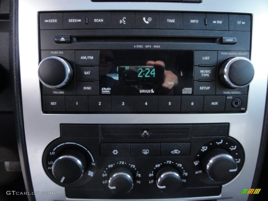 2008 Dodge Charger R/T AWD Audio System Photos