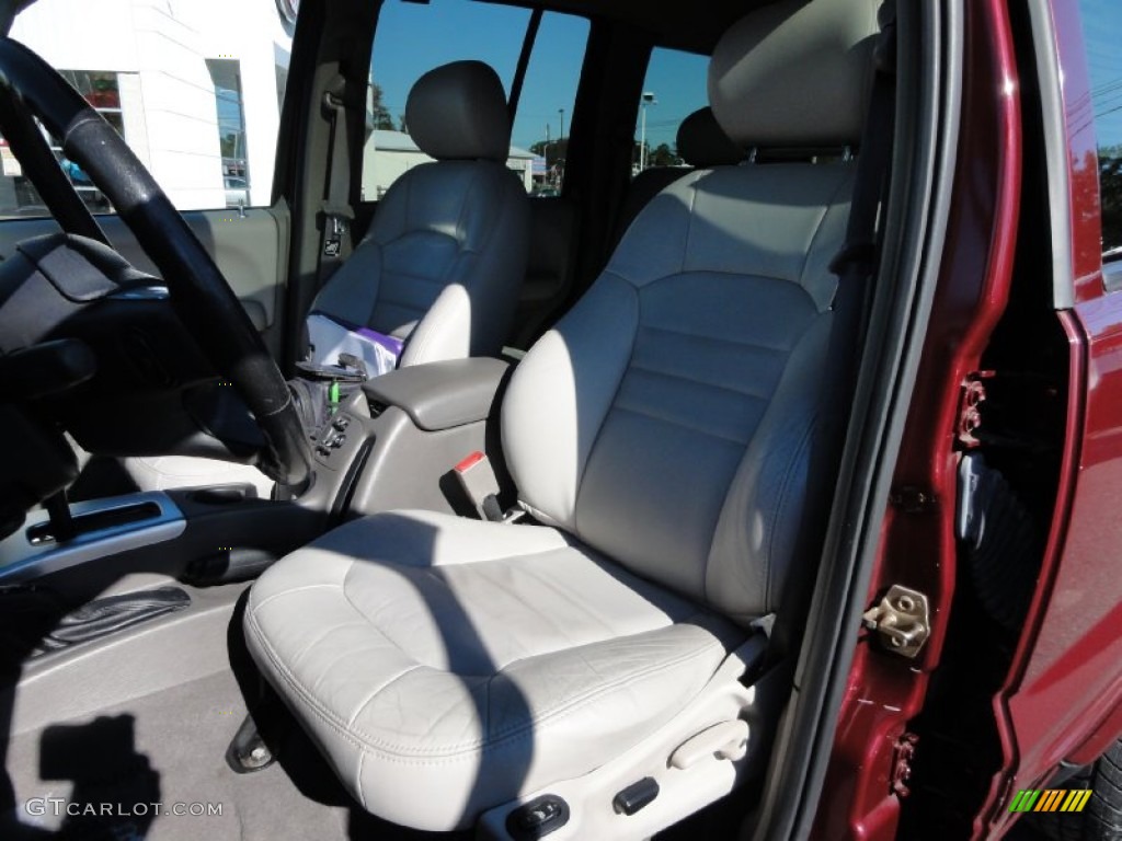 2003 Liberty Limited 4x4 - Dark Garnet Red Pearl / Taupe photo #13