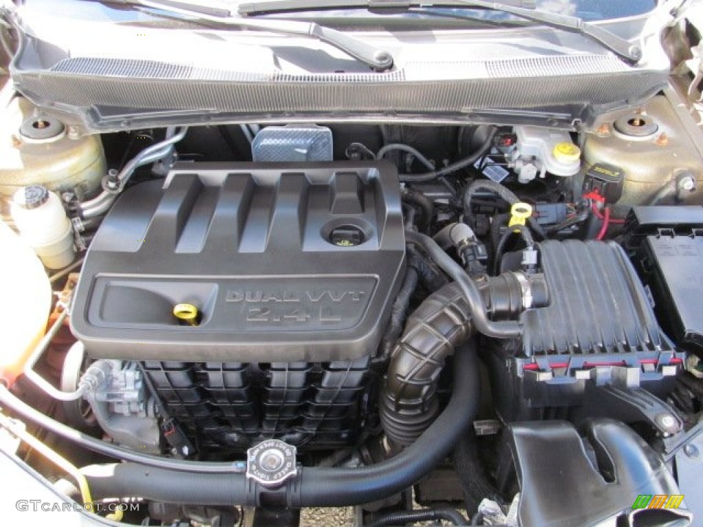 2008 Chrysler Sebring Touring Sedan Engine Photos