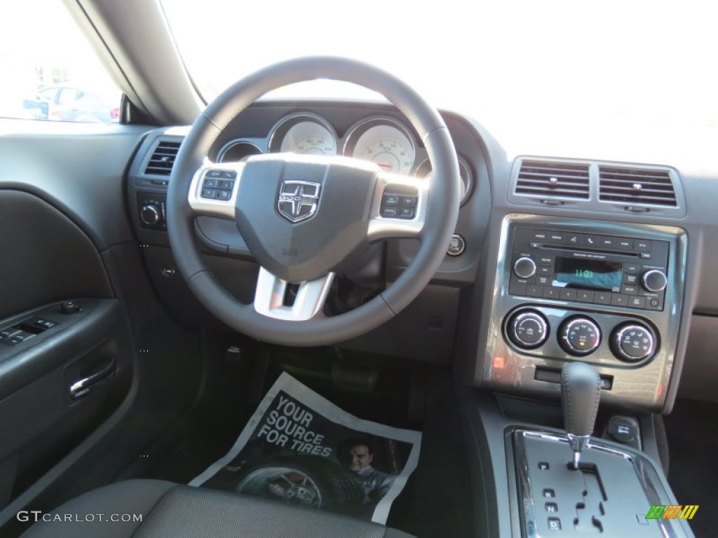 2013 Challenger SXT - Bright White / Dark Slate Gray photo #8