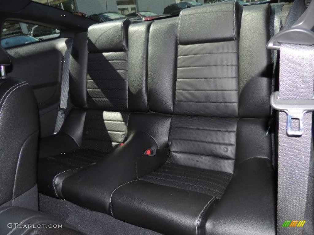 Charcoal Black Interior 2010 Ford Mustang GT Premium Coupe Photo #71244430