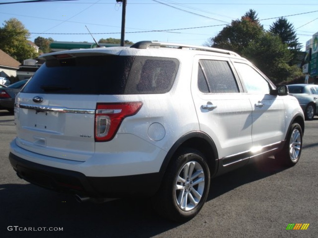 2011 Explorer XLT 4WD - White Platinum Tri-Coat / Charcoal Black photo #6