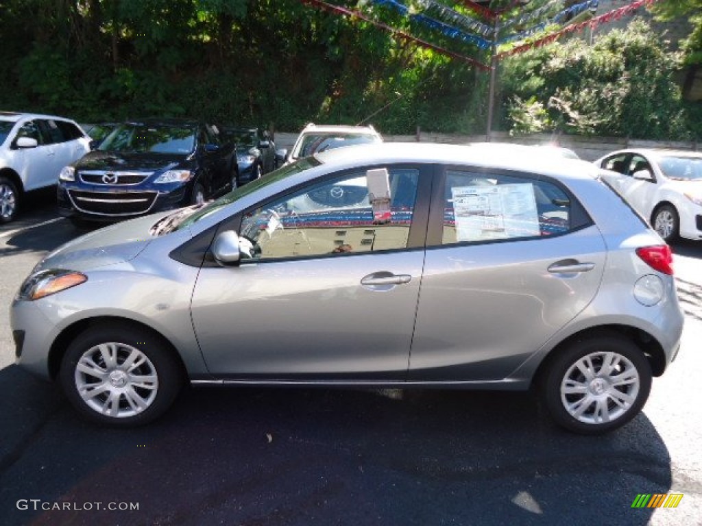 Liquid Silver Metallic 2013 Mazda MAZDA2 Sport Exterior Photo #71246302