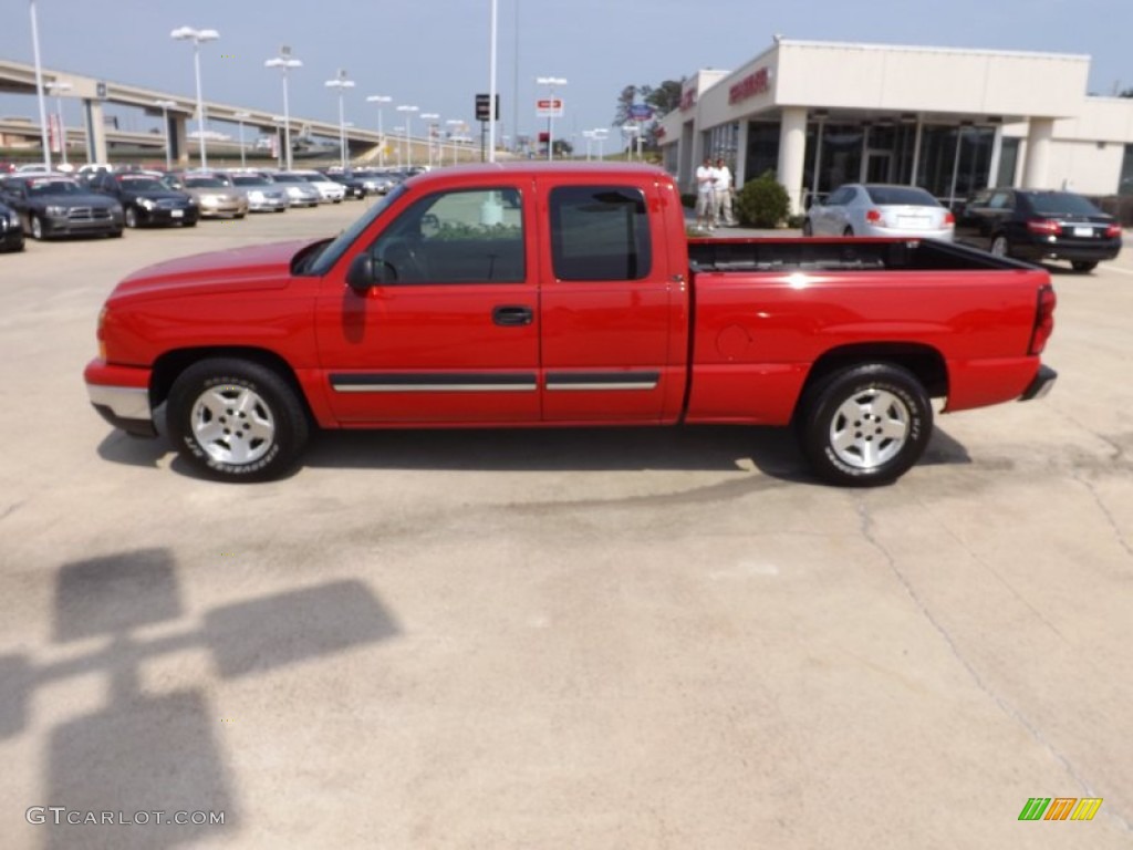 2006 Silverado 1500 LT Extended Cab - Victory Red / Medium Gray photo #2