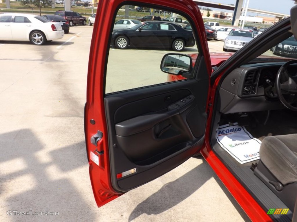 2006 Silverado 1500 LT Extended Cab - Victory Red / Medium Gray photo #14