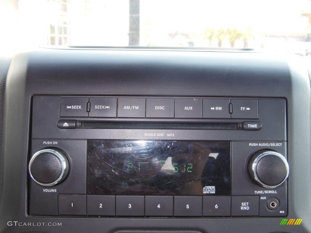 2011 Wrangler Sport 4x4 - Bright Silver Metallic / Black photo #16