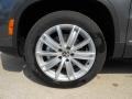 Pepper Gray Metallic - Tiguan SE Photo No. 9