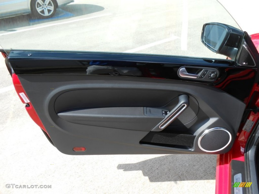 2013 Volkswagen Beetle Turbo Black/Red Door Panel Photo #71251098