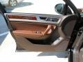 Saddle Brown Door Panel Photo for 2013 Volkswagen Touareg #71252238