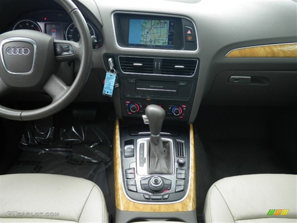 2009 Q5 3.2 Premium quattro - Brilliant Black / Cardamom Beige photo #42