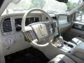 2010 White Platinum Metallic Tri-Coat Lincoln Navigator Limited Edition  photo #4
