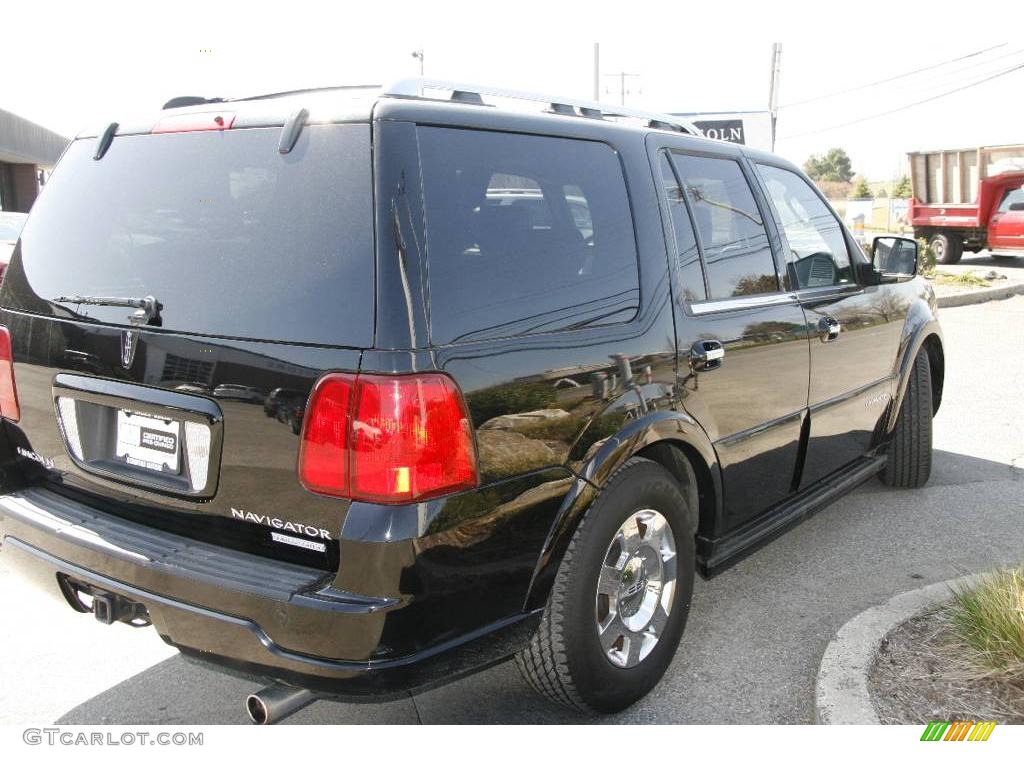 2006 Navigator Ultimate 4x4 - Black / Charcoal Black photo #5