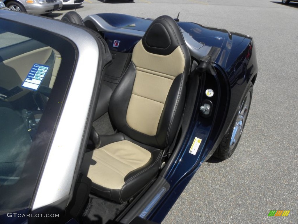 Tan Interior 2007 Saturn Sky Roadster Photo #71257375