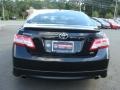 Black - Camry SE Photo No. 5