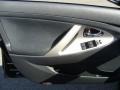 Black - Camry SE Photo No. 8