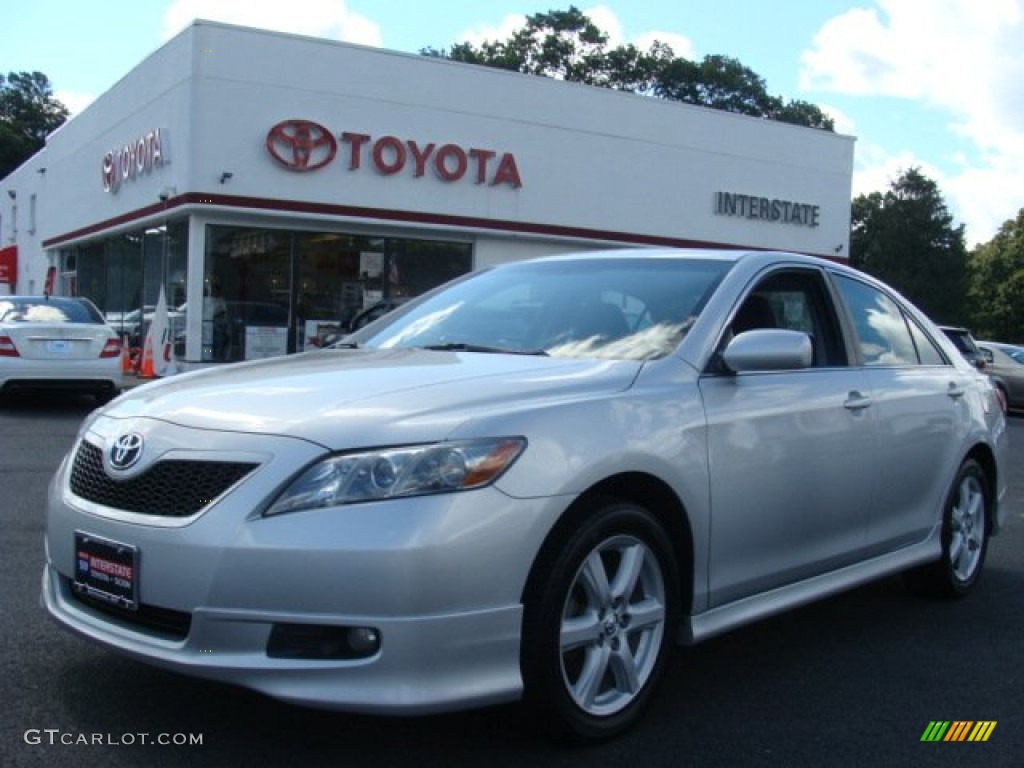 2008 Camry SE - Classic Silver Metallic / Dark Charcoal photo #1