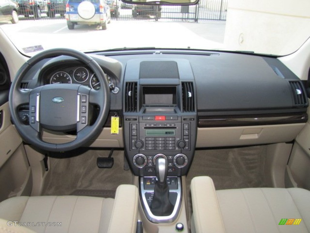 2011 Land Rover LR2 HSE Almond Dashboard Photo #71262144