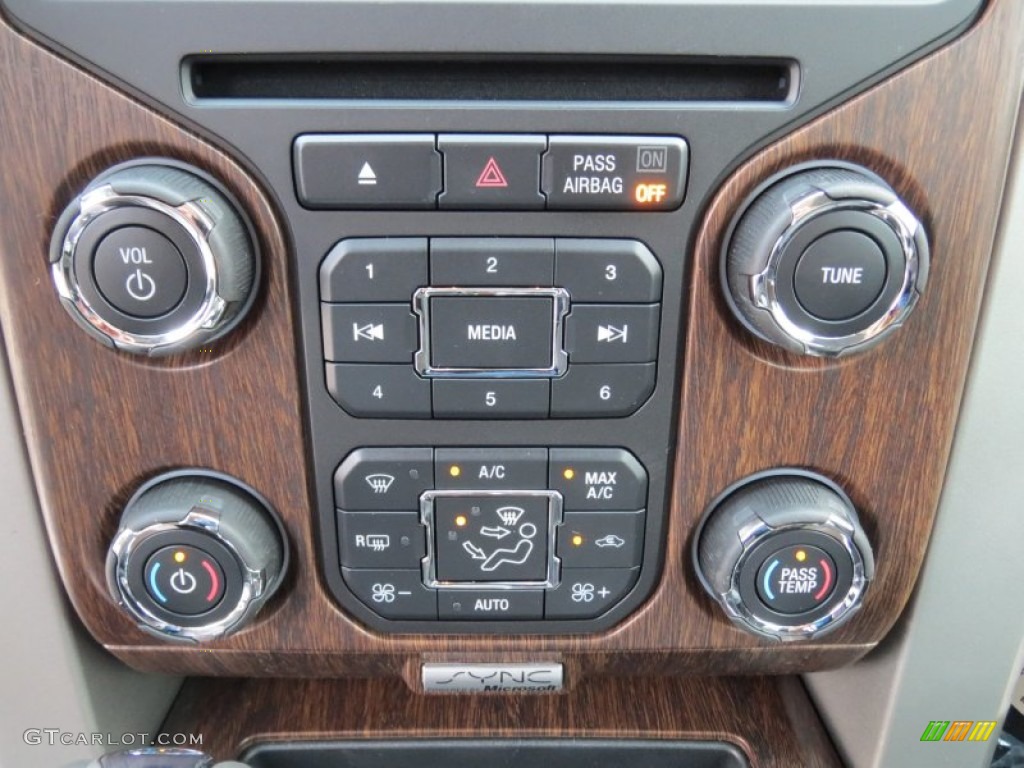 2013 Ford F150 Lariat SuperCrew 4x4 Controls Photo #71265103