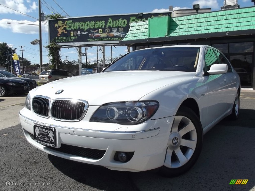 Alpine White BMW 7 Series