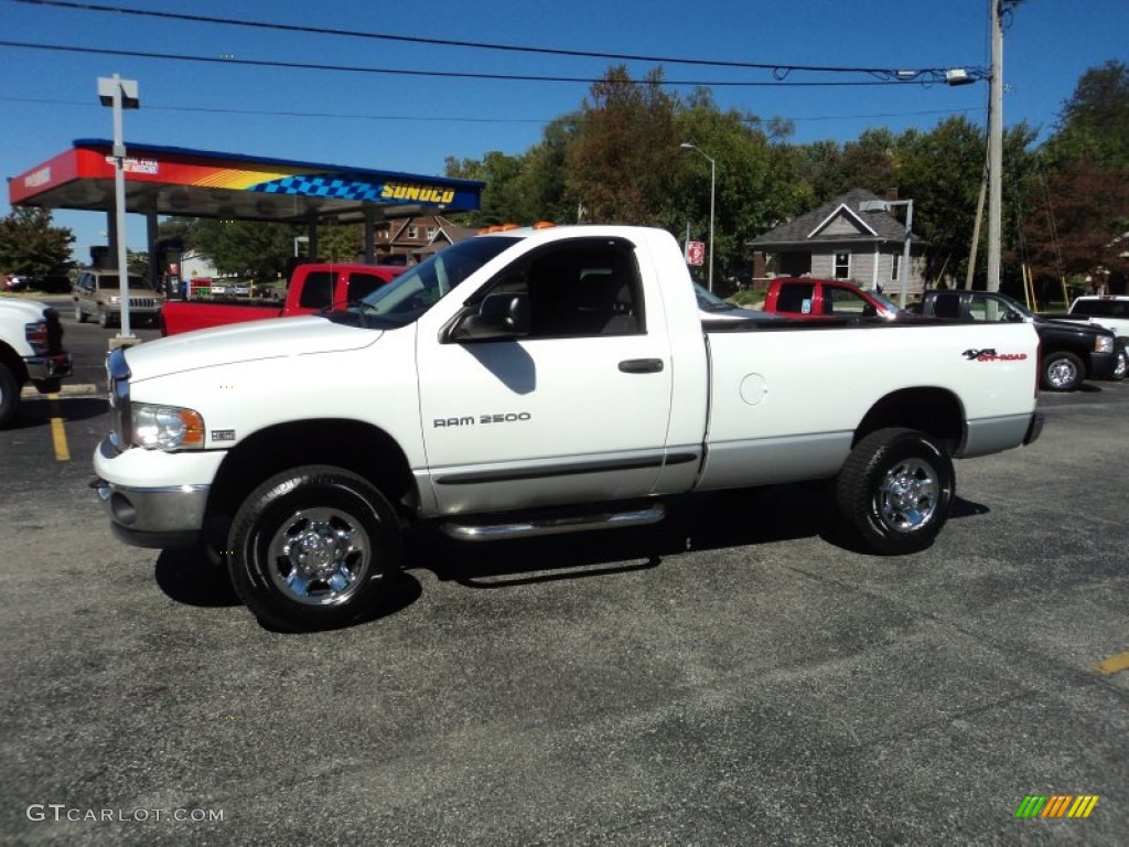 2004 Ram 2500 SLT Regular Cab 4x4 - Bright White / Dark Slate Gray photo #1