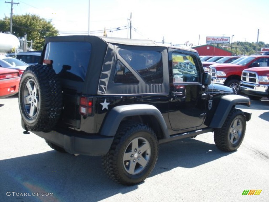 2011 Wrangler Rubicon 4x4 - Black / Black photo #5