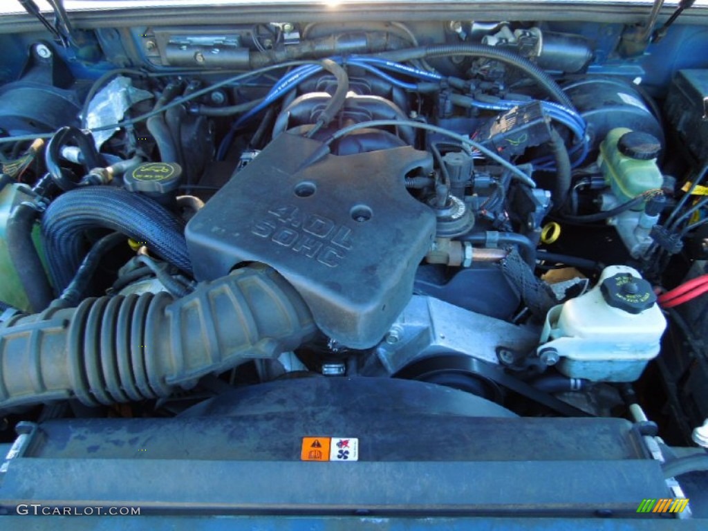 2003 Explorer Sport Trac XLT - True Blue Metallic / Medium Flint photo #23