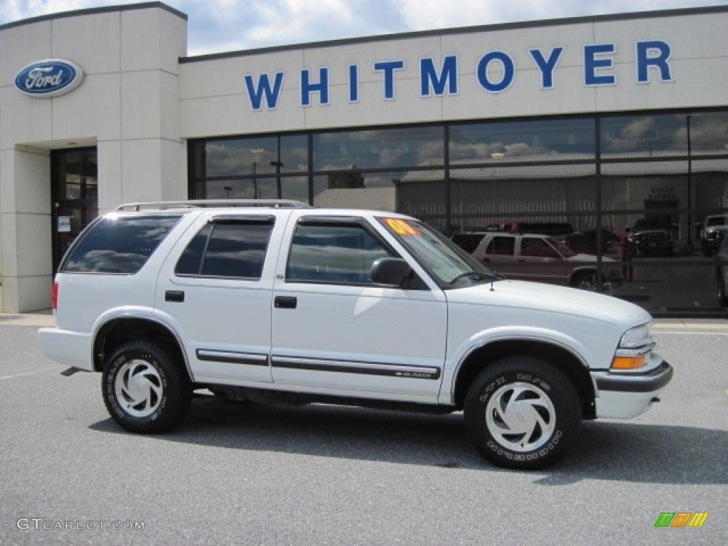 2000 Blazer LT 4x4 - Summit White / Medium Gray photo #1