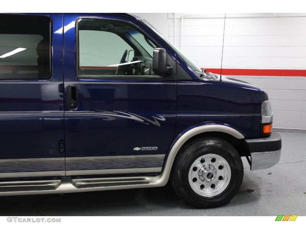 2004 Express 2500 Passenger Conversion Van - Indigo Blue Metallic / Medium Dark Pewter photo #20