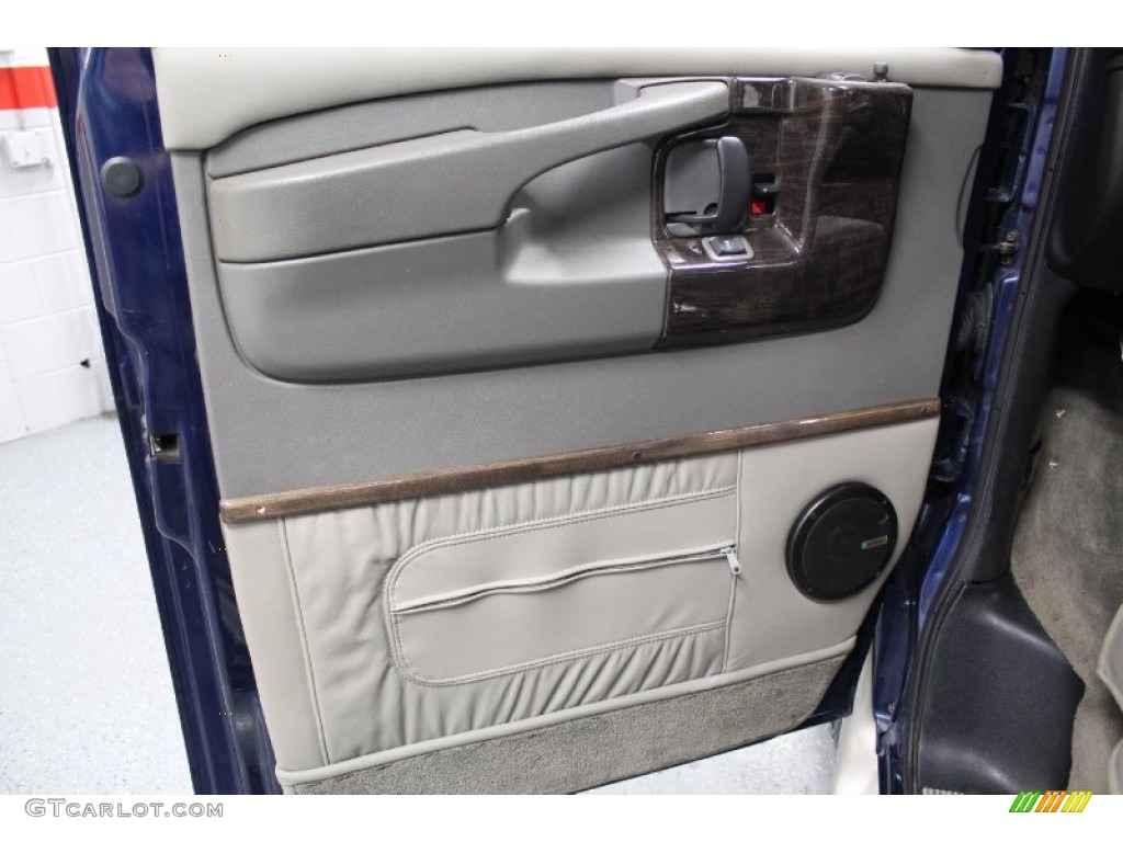 2004 Express 2500 Passenger Conversion Van - Indigo Blue Metallic / Medium Dark Pewter photo #38
