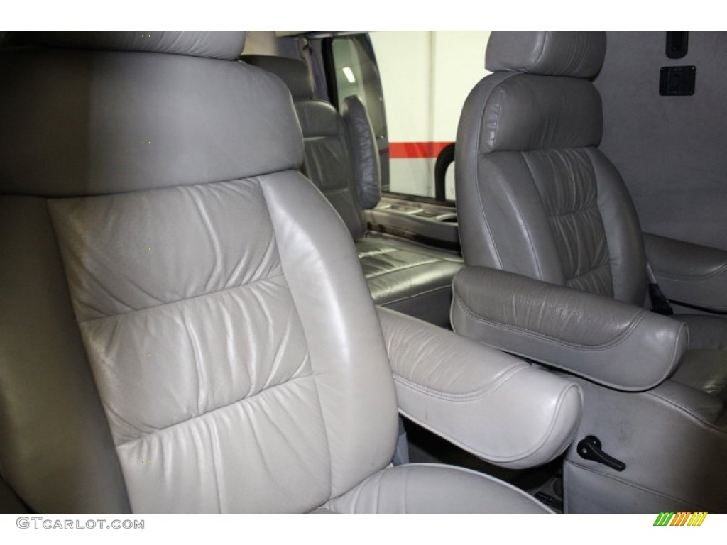 2004 Express 2500 Passenger Conversion Van - Indigo Blue Metallic / Medium Dark Pewter photo #53