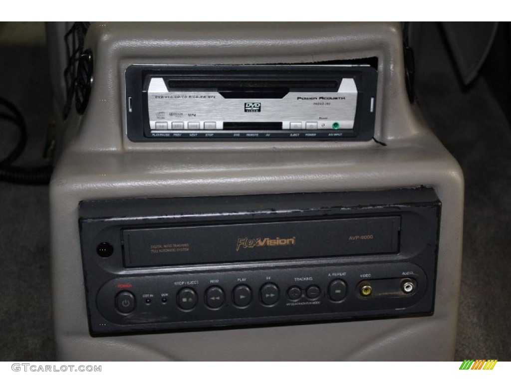 2004 Express 2500 Passenger Conversion Van - Indigo Blue Metallic / Medium Dark Pewter photo #56