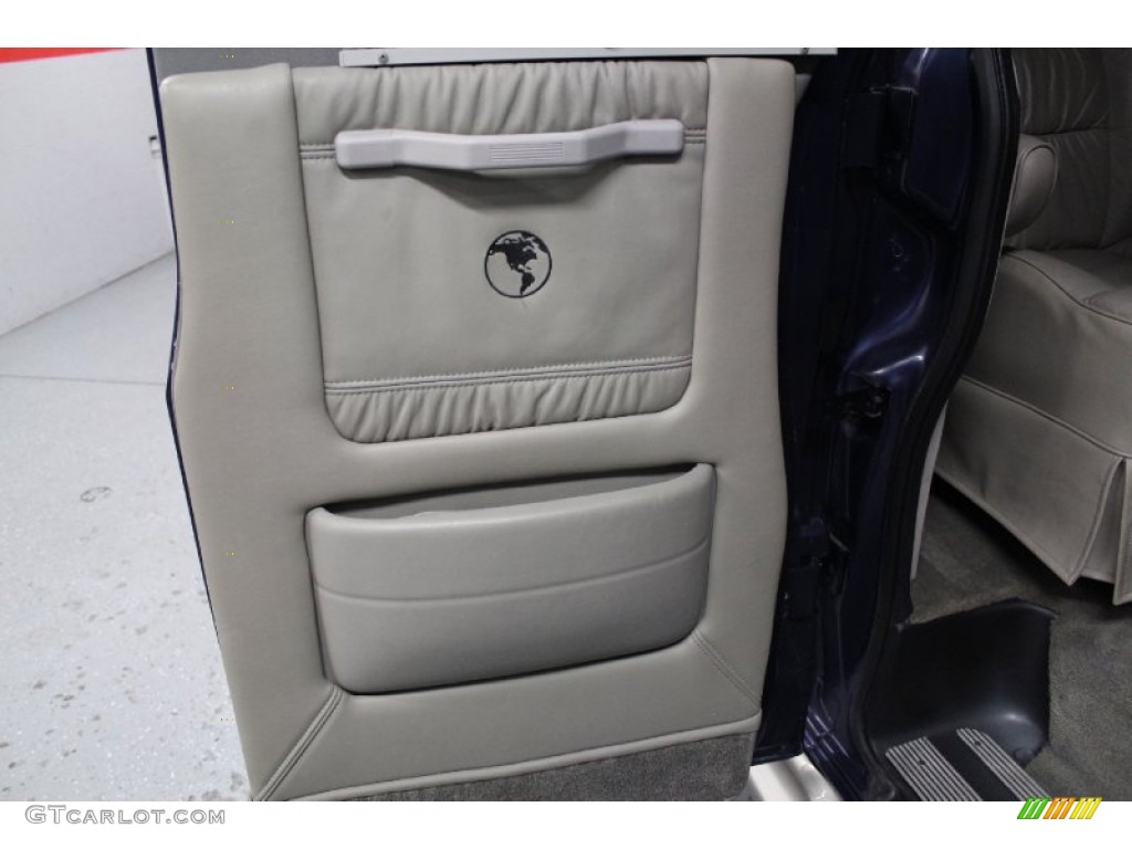 2004 Express 2500 Passenger Conversion Van - Indigo Blue Metallic / Medium Dark Pewter photo #59