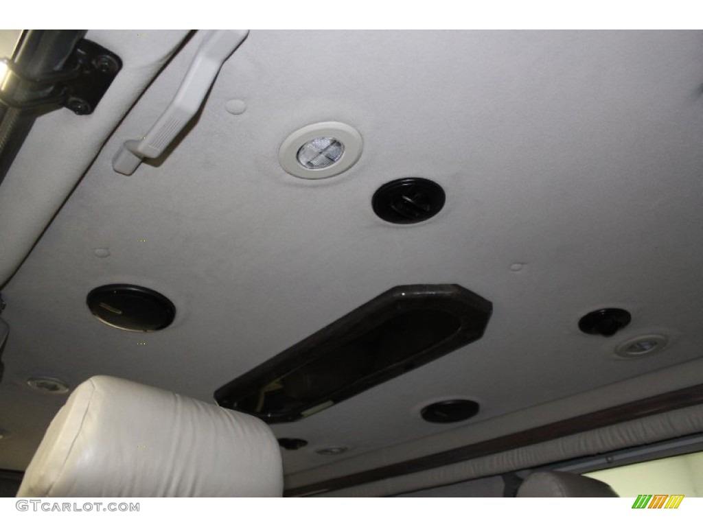 2004 Express 2500 Passenger Conversion Van - Indigo Blue Metallic / Medium Dark Pewter photo #65