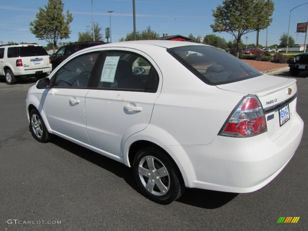 2010 Aveo LT Sedan - Summit White / Charcoal photo #3