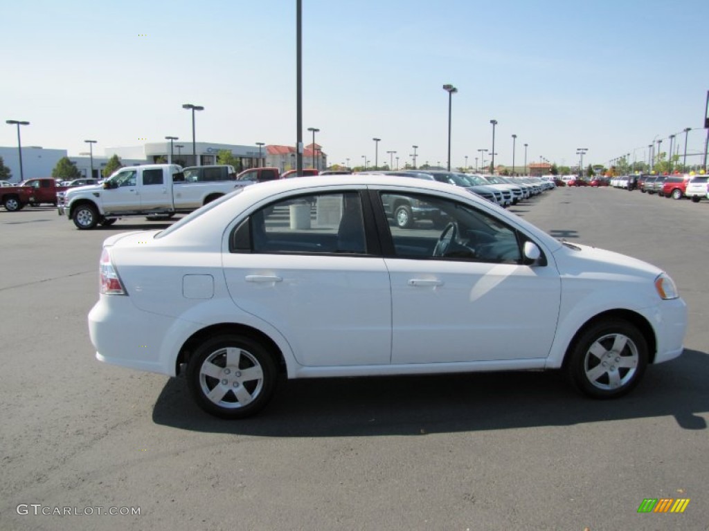 2010 Aveo LT Sedan - Summit White / Charcoal photo #6