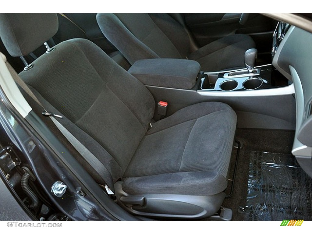 2013 Nissan Altima 3.5 S Front Seat Photos