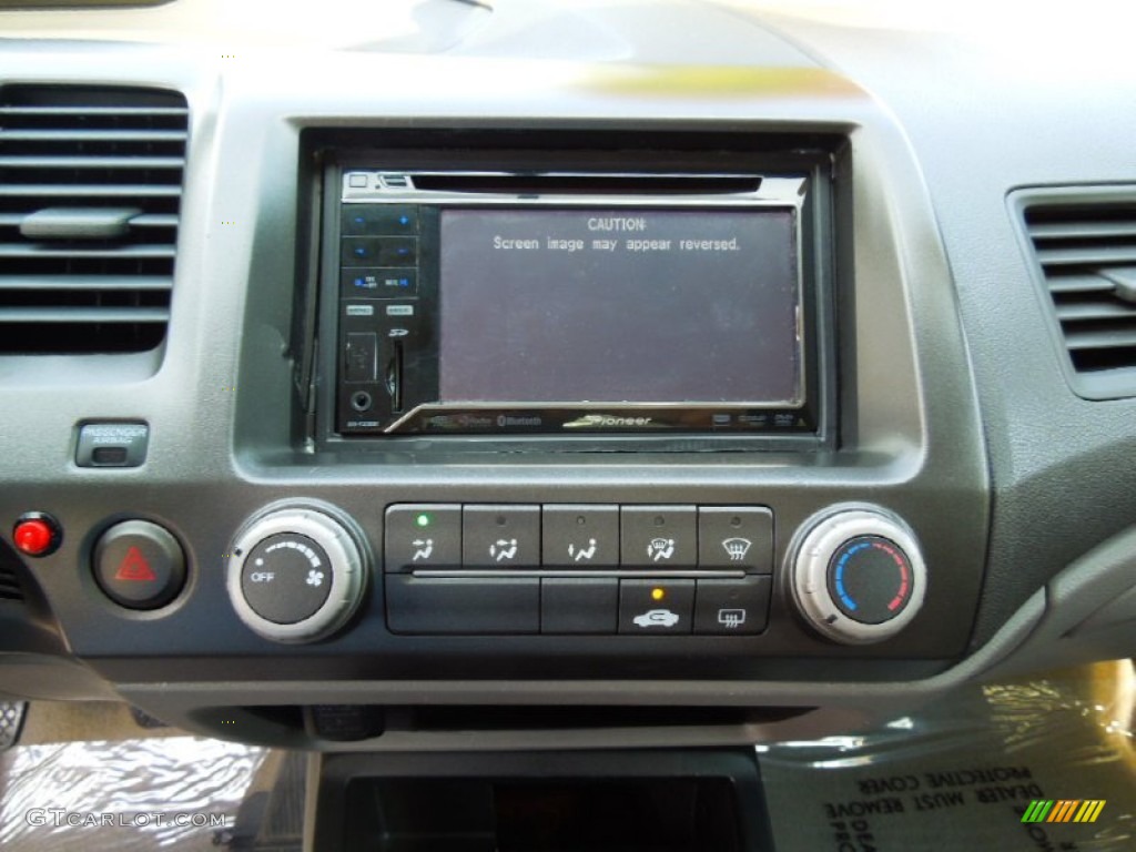 2009 Honda Civic DX Coupe Controls Photos
