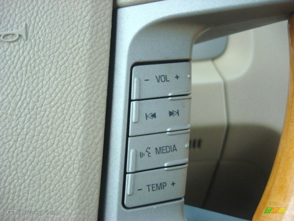 2007 Lincoln Navigator Ultimate 4x4 Controls Photo #71278207