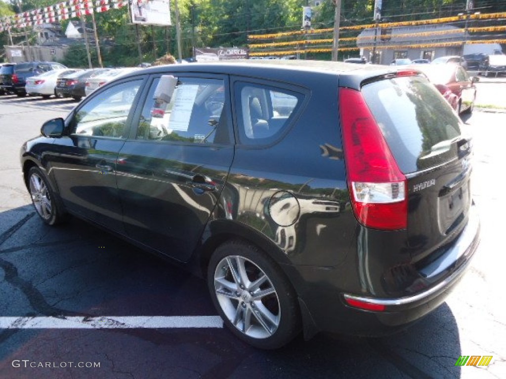 2009 Elantra Touring - Black Pearl / Black photo #10
