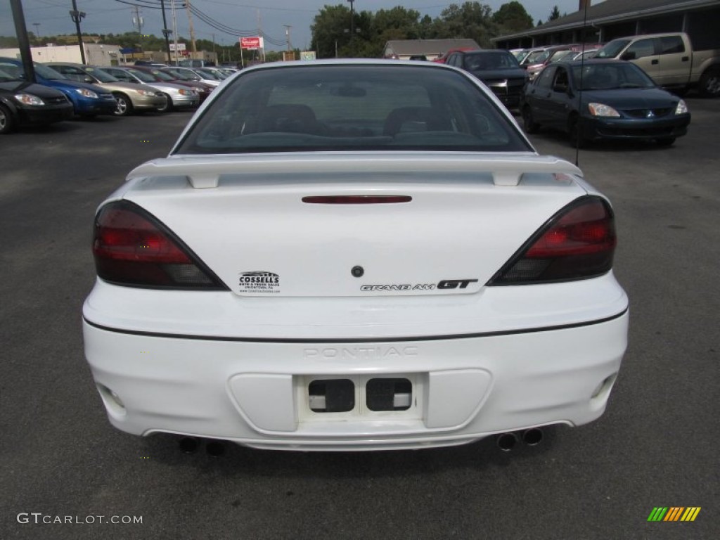 2002 Grand Am GT Sedan - Arctic White / Dark Pewter photo #3